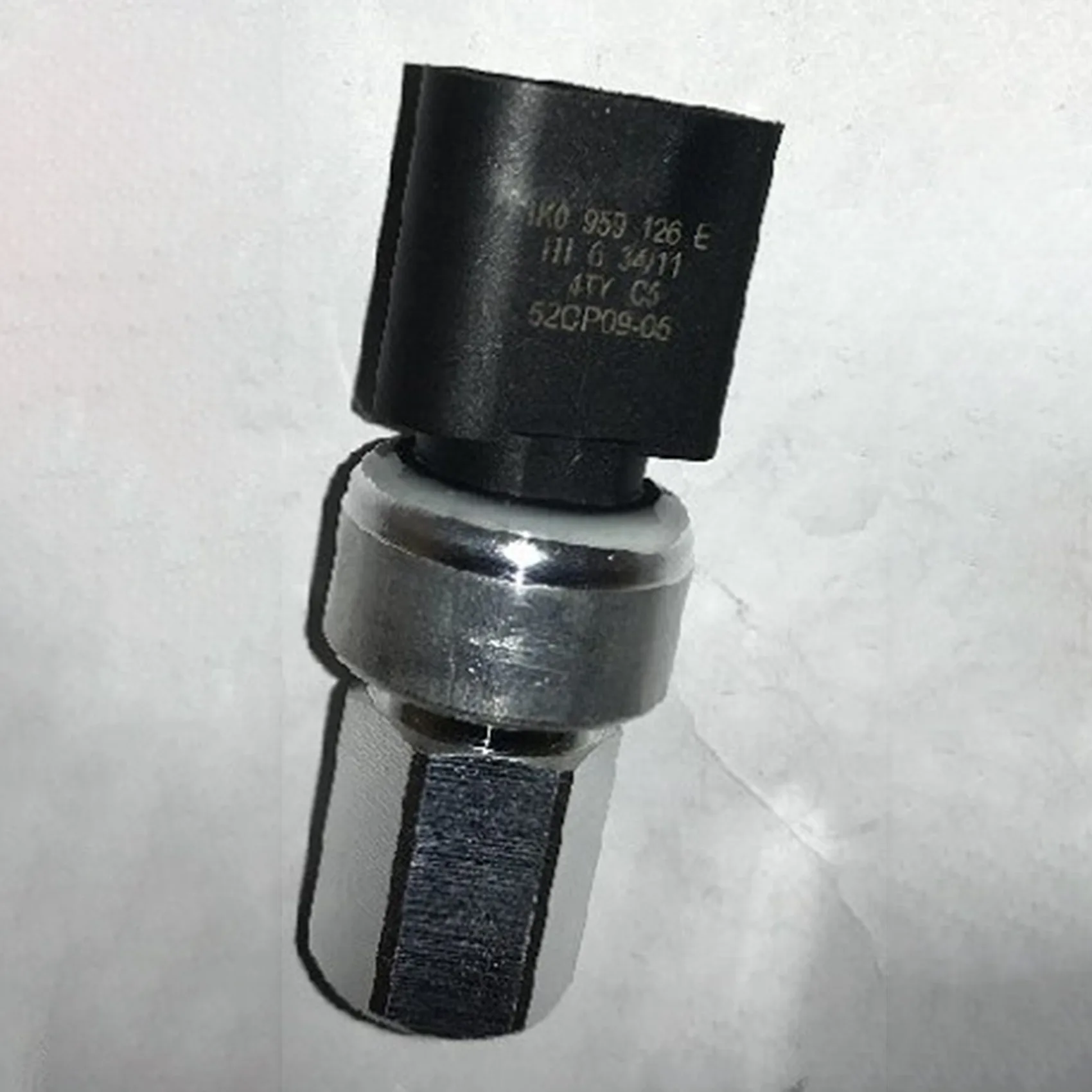 

A82E-10Pcs 1K0959126E Датчик давления кондиционера Датчик давления кондиционера для A3-Golf Jetta Passat 82CP09-05