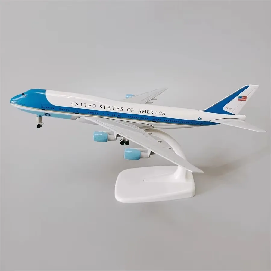 20cm Alloy B747 Air Force One Airlines Aircraft Model 747 Die-cast Aircraft Model With Wheels Landing Gear Home Decorations
