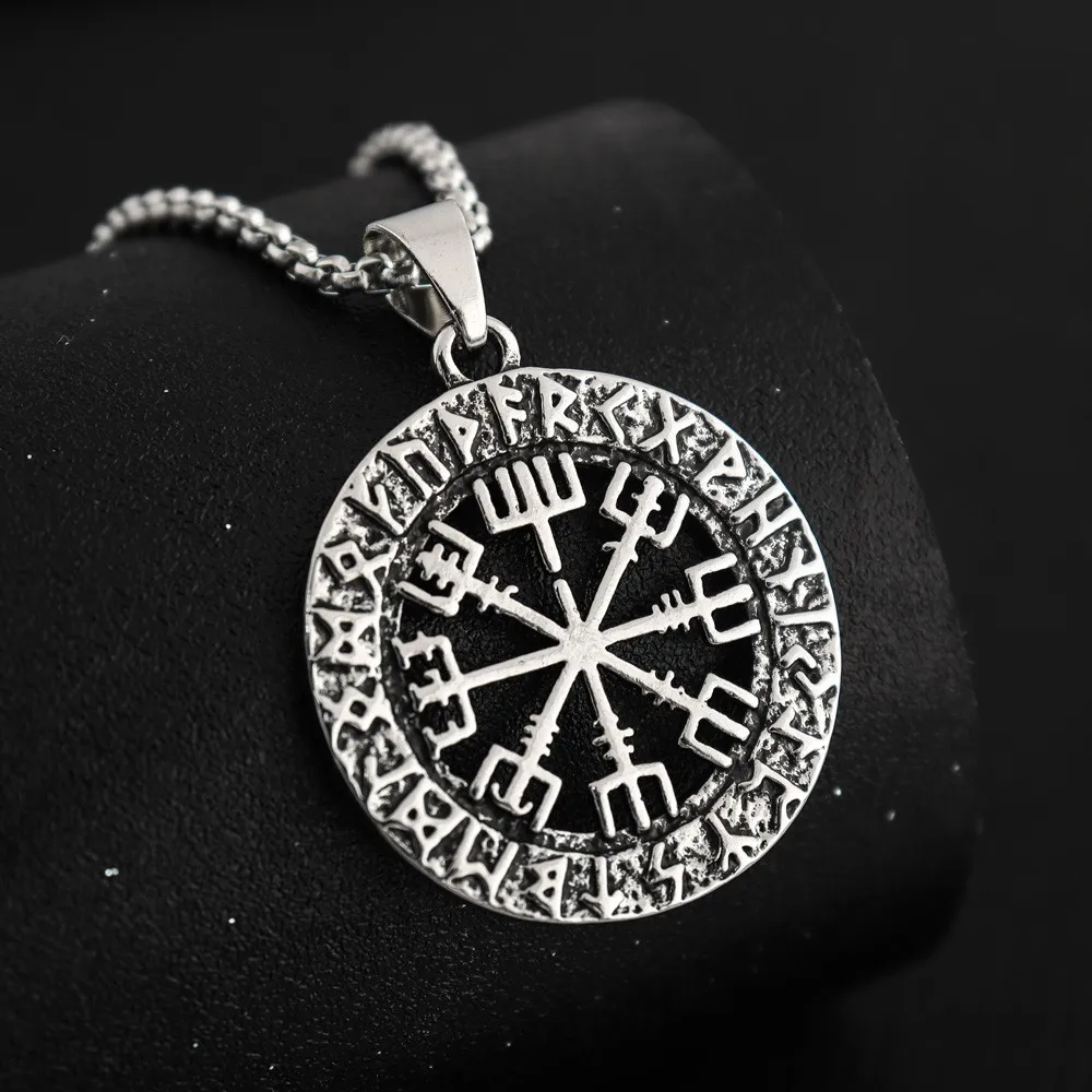 Mens Vintage Viking Rune Compass Pendant Necklace High Quality Metal Pagan Amulet for Men Accessories Necklace Jewelry wholesale