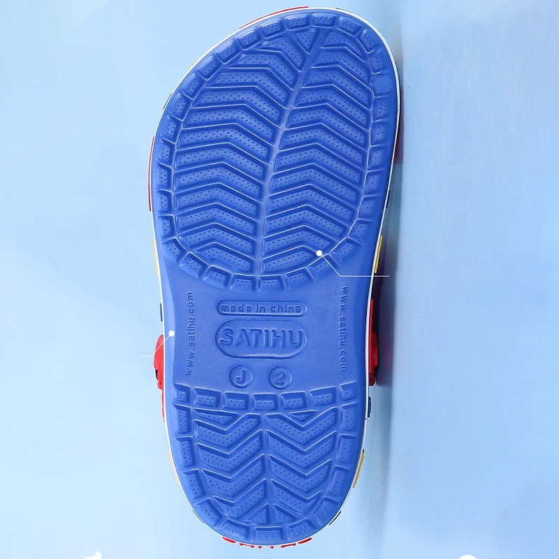 Cute Summer Hole Shoes kids Non-Slip Children's Beach Slippers Outdoor Sandals Soft Bottom Garden Slippers EVA Baotou Clogs