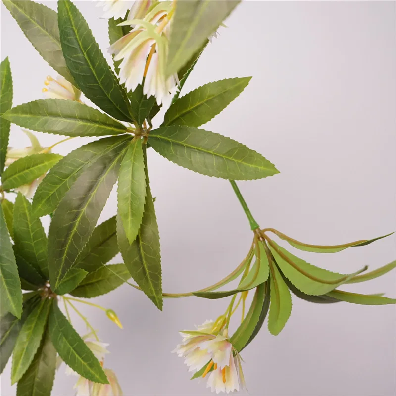 2 pz/lotto simulazione pianta verde rami di Banyan sentire foglie per la decorazione della tavola da pranzo di casa piante finte festa di nozze floreale