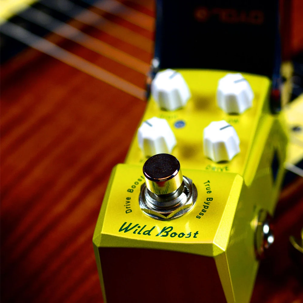 JF-302 WILD BOOST دواسة جيتار ثنائية النطاق EQ المثير/تأثير المحرك الزائد مع كسب 12 ديسيبل للأصوات القذرة الجامحة