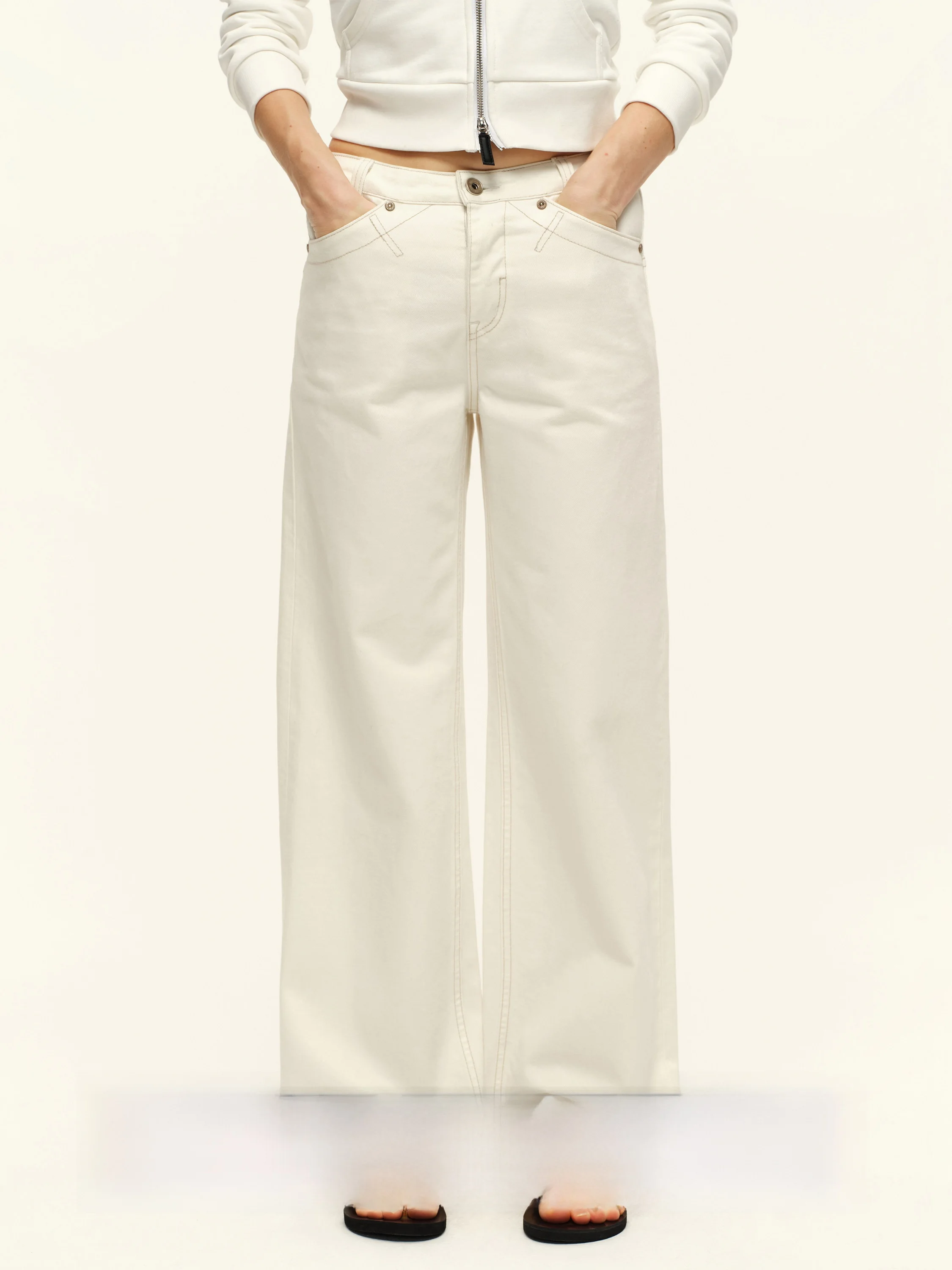 

Белые прямые хлопковые джинсы женские, весенне-осенние, свободные, широкие брюки, повседневные, однотонные, с застежкой на пуговицах на талии