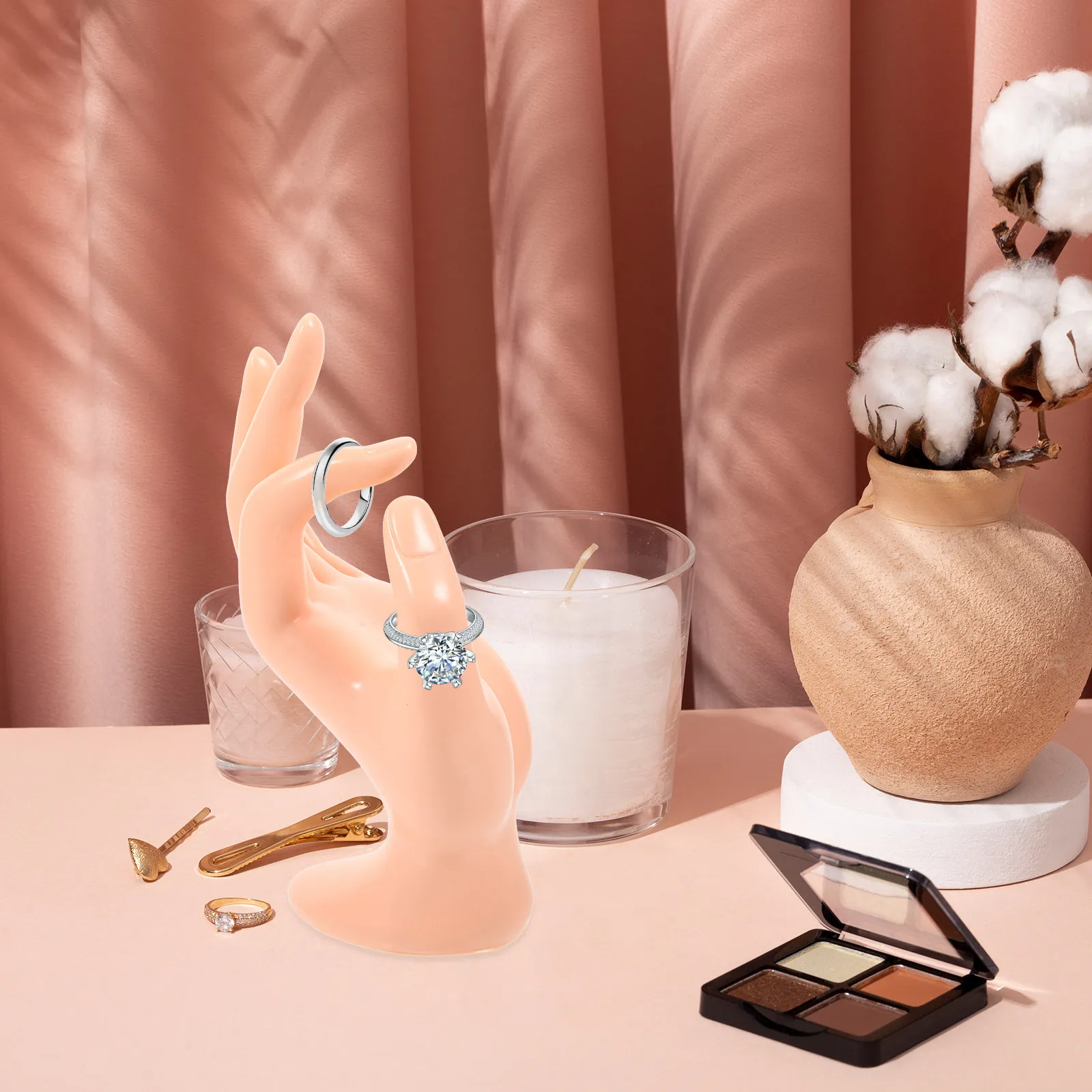 

Декоративная подставка-органайзер для украшений в форме руки: держатель для колец, ожерелий, браслетов. Идеально для дома, магазина, свадебных салонов.