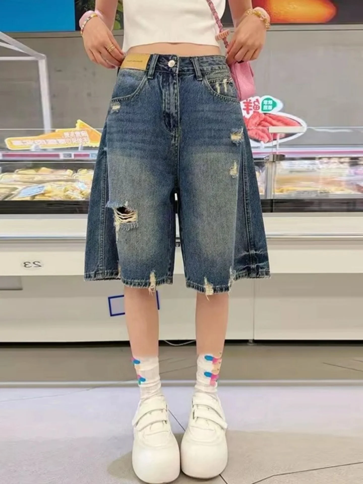 

Trendy Hole Denim Jeans Women's Summer New Large Size Loose Slimming Five-Quarter Pants Casual High Waist Wide Leg Jeans