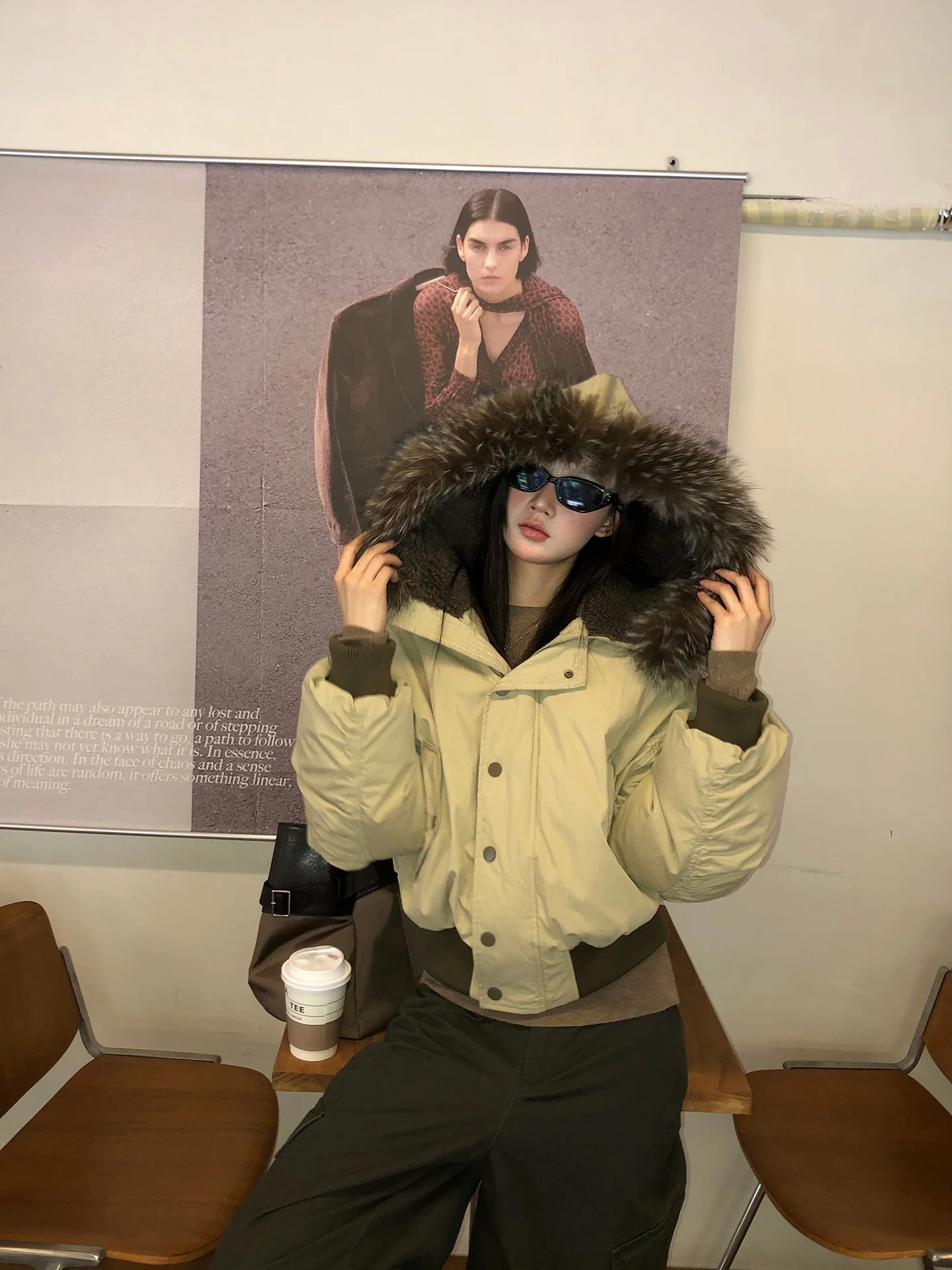 

Red Celebri Cotton Jaet Women's Sle 2025 New Winter Warm ort Hooded Cotton Coat Unique Super Beautiful Cotton Outerwear