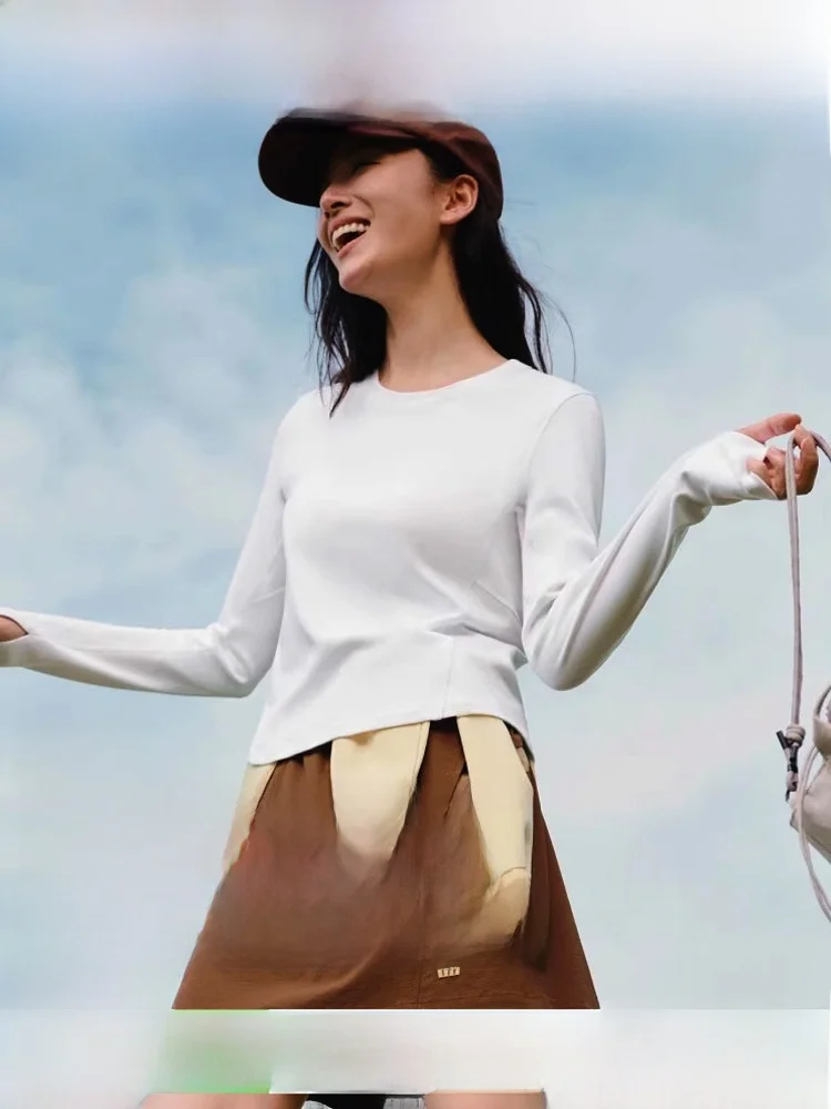 

Женская облегающая футболка с длинным рукавом, свободный базовый слой, черно-белая, для ношения под одеждой, Banana Le 2025, новая осенняя коллекция, утягивающая модель