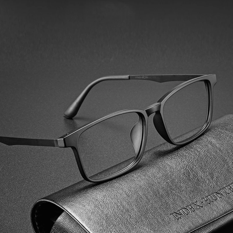 New Retro Ultra-light Fashion TR90 Eyewear Women Rubber Titanium Square Flexible Optical Prescription Men\'s Eyeglasses Frames