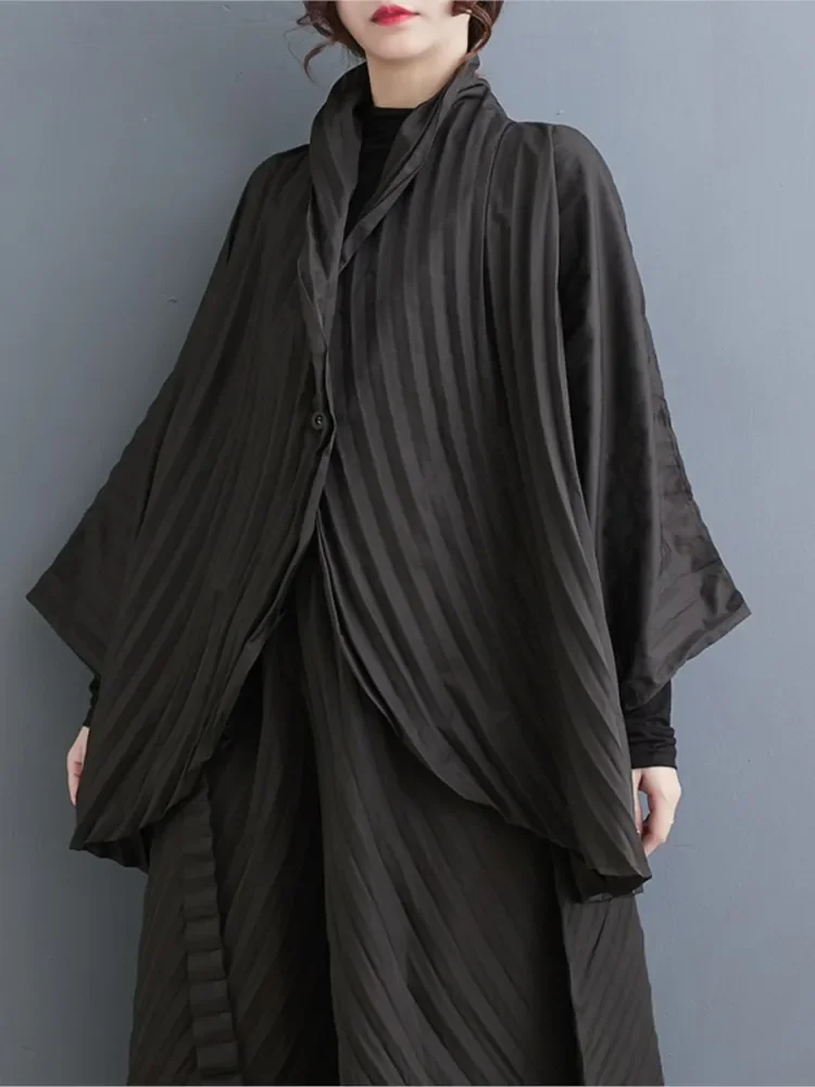 Primavera oversize 2 Set da due pezzi Donna Camicie da donna a maniche lunghe a righe irregolari Top Pantaloni da donna a pieghe larghe a gamba larga