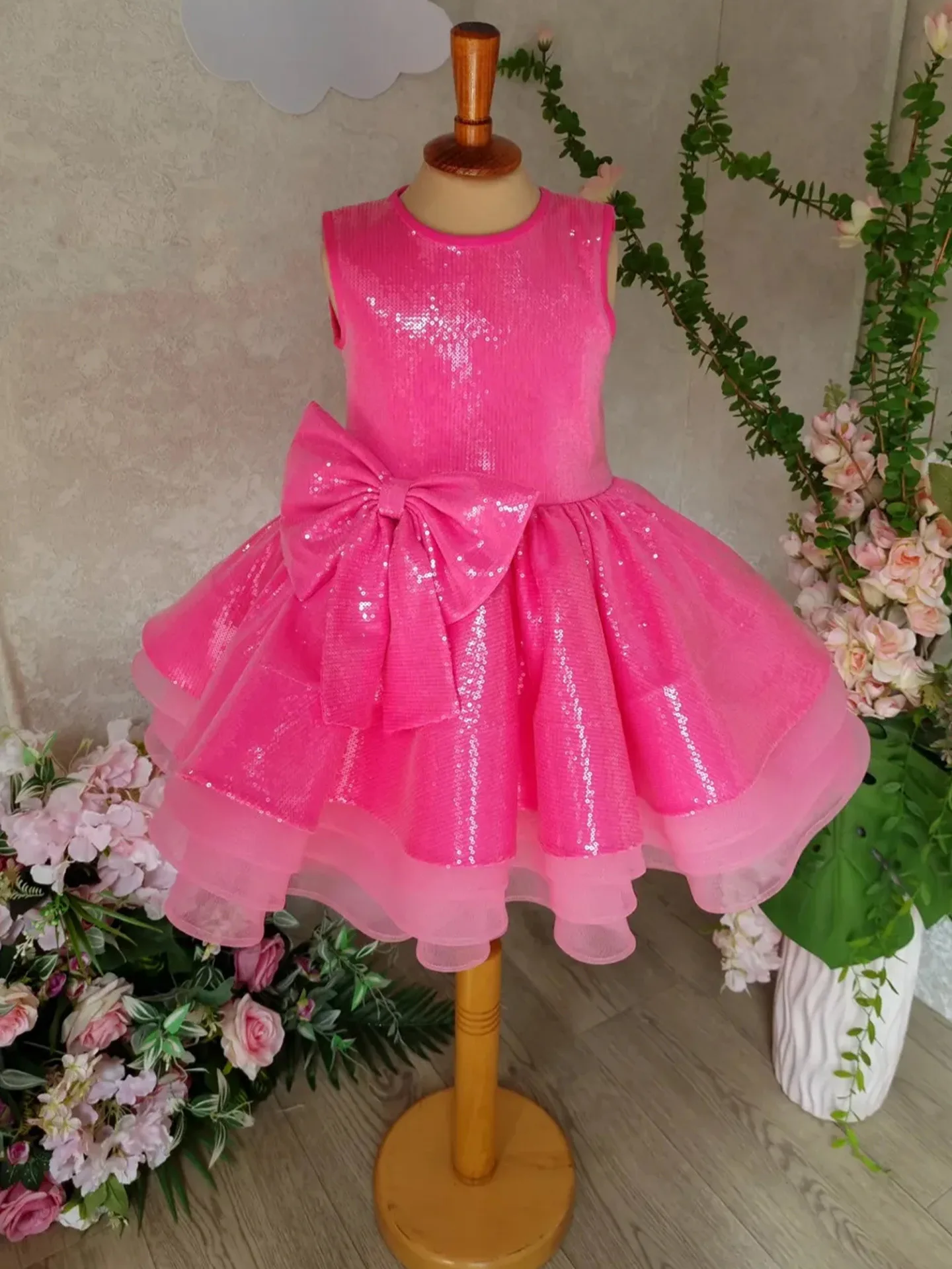 HETISO Elegant Vintage Sequined Children's Party Gown Sleeveless Girls Holiday Evening Performance Dresses for Kids 1-12 Years