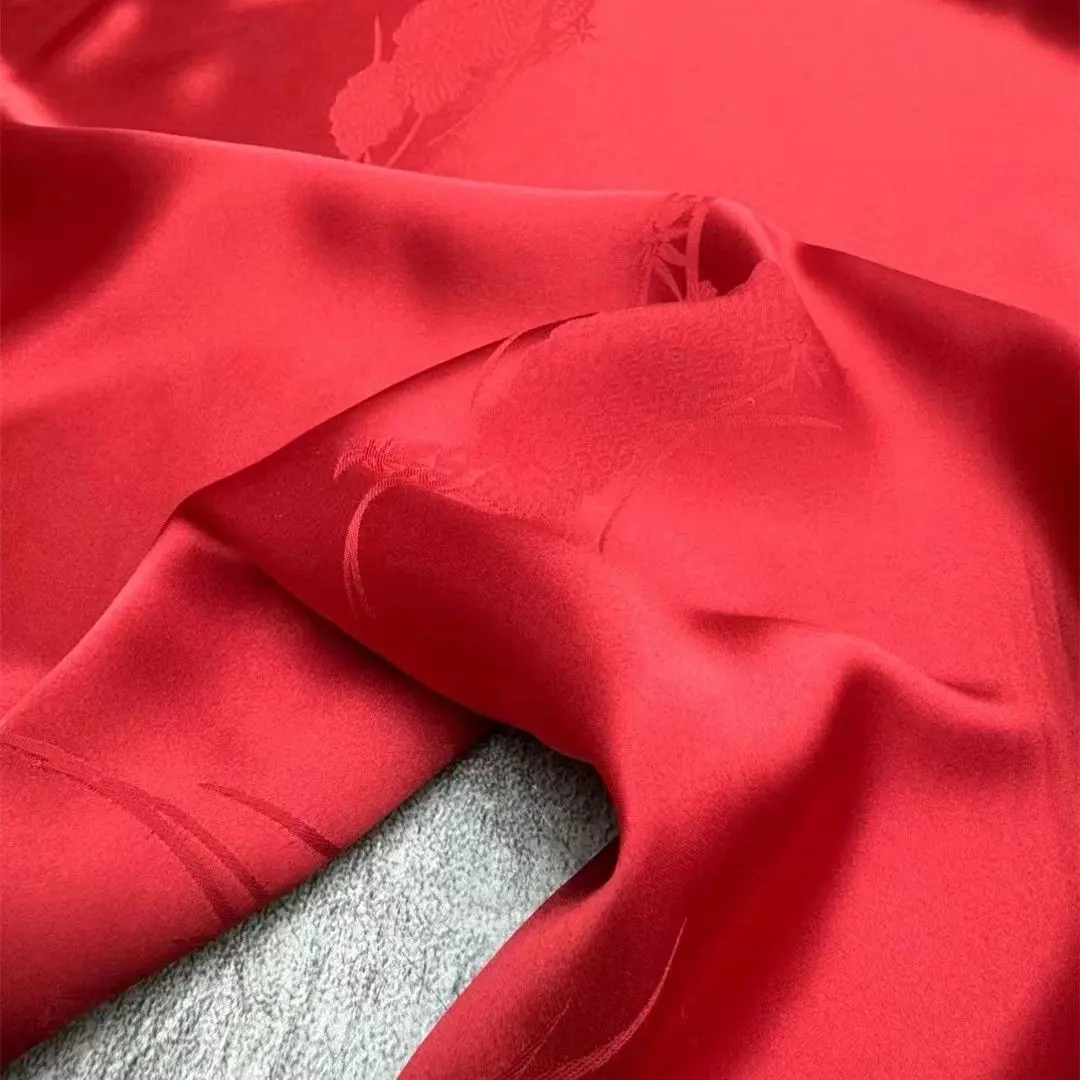 

Red Real Silk Jacquard Fabric 19momme Shirt Dress Silk Fabric