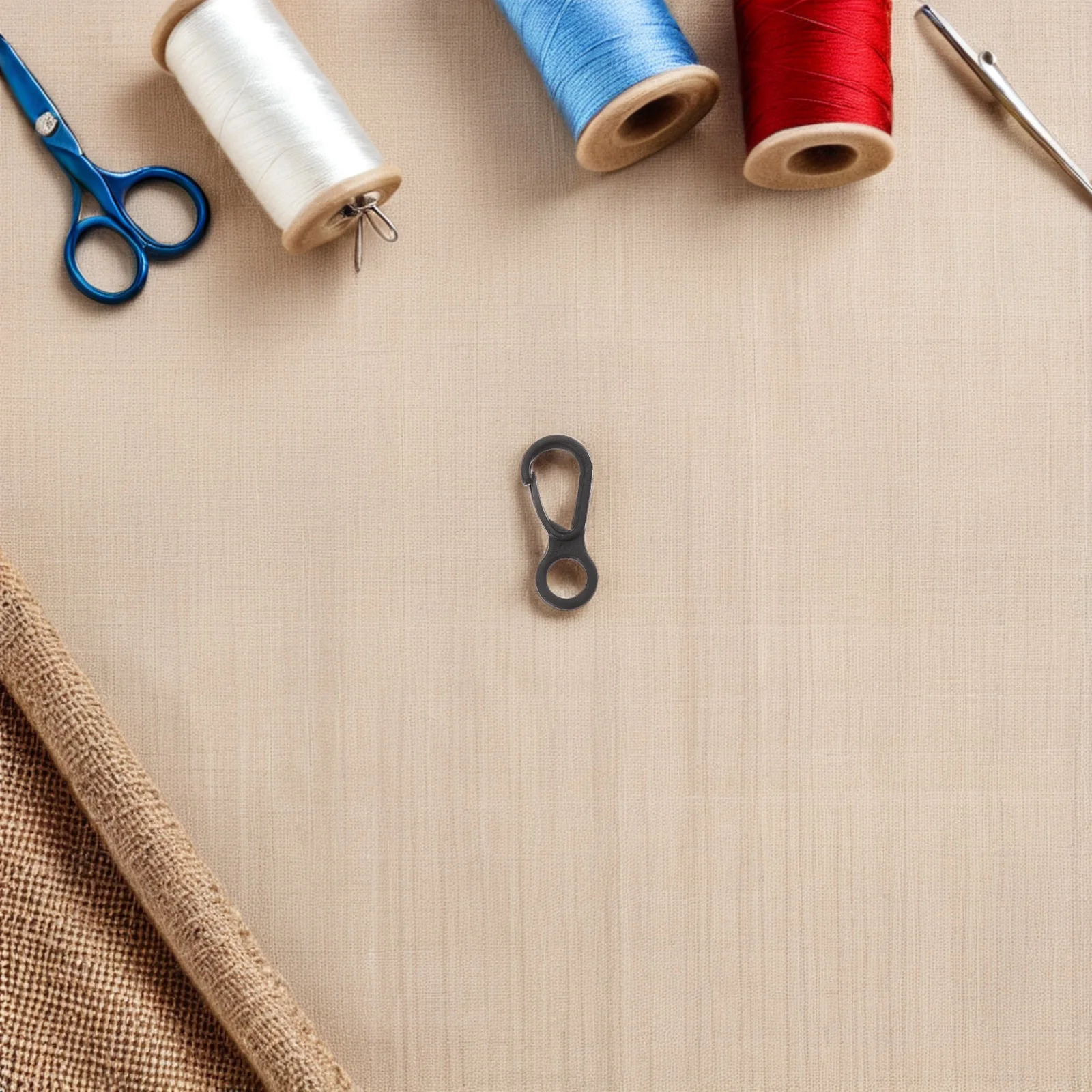 

400Pcs Mini Spring Snap Hook Plastic Carabiner Clip for Tent Hooks Camping Gear Outdoor Hanging Buckles Portable Utility Hanger