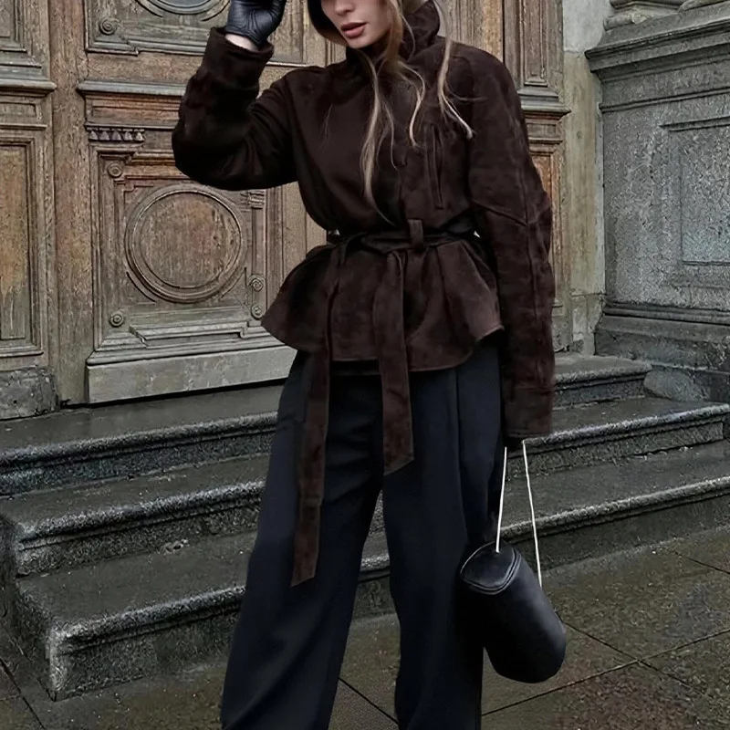 

Женская осенне-зимняя новинка 2025, однотонная куртка с отложным воротником и завязками на талии в стиле ретро, с длинным рукавом