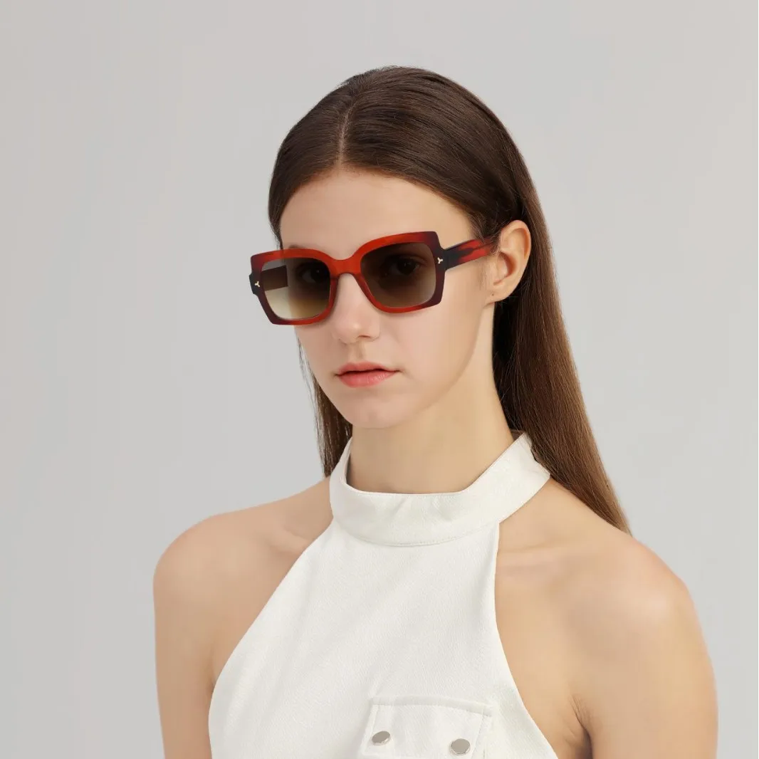 

New Square Frame Sunglasses European and American Style Fashion Men and Women Large Frame Sunglasses