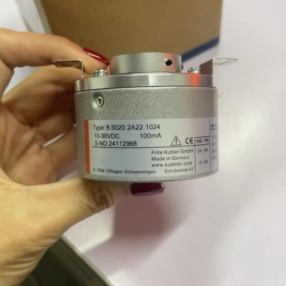

Encoder 8.5020.0A50.1024.S076 8.5020.0320.1024.S090 8.5020.2A22.1024 8.5020.0310.2048.S090