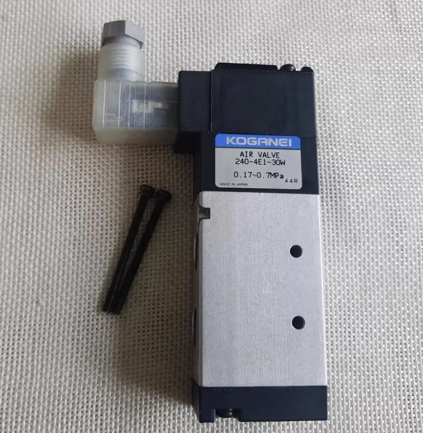 240-4E1-83-PLL/ 240-4E1-PLL KOGANEI 5/2 Way Solenoid