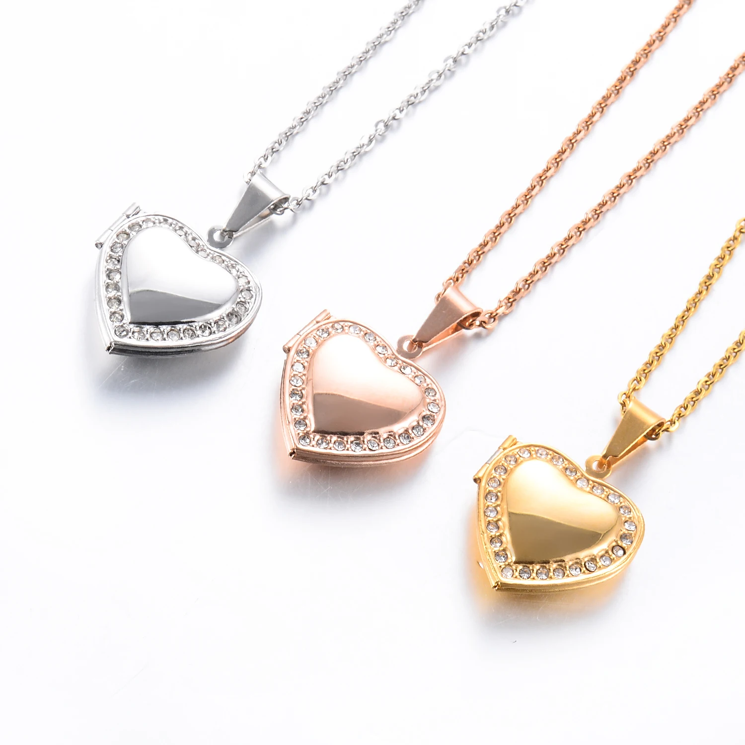 Stainless Steel Love Heart with Zircon Put Picture Locket Pendant Necklace Pictures Locket Jewelry Party Gift Silver/Gold color