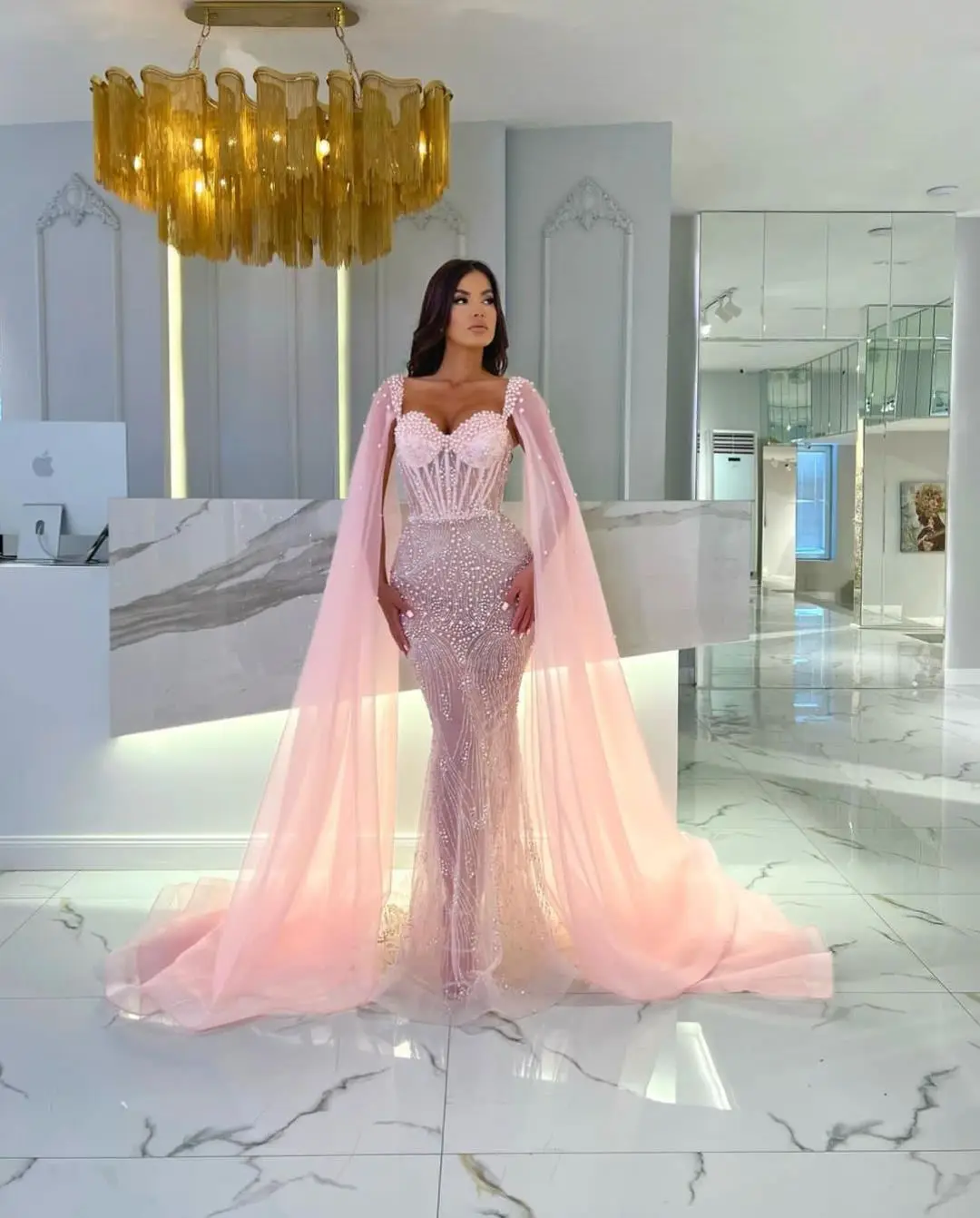 Pink Mermaid Evening Dresses Sleeveless V Neck Straps Capes Sequins Beaded Diamonds Pearls Hollow Lace Prom Dresses Custom Made