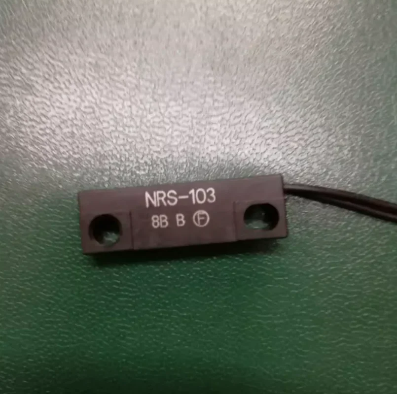 Magnetic sensors NRS-103 32*10*5.5MM Line length 62cm 10pcs