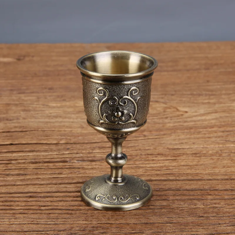 Bronze Wine Cup Retro Goblet Embossed European Royal Chalice Party Whiskey Drink Cup Zinc Alloy Spirit  Wine Glass 50ml 30ml