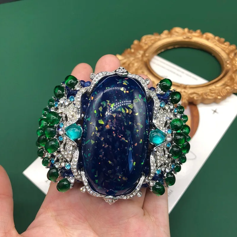 Luxury Vintage Chunky Beaded Bracelet Inlaid Rhinestone & Emerald Resin Delicate High-end Women Party Jewelry Gift