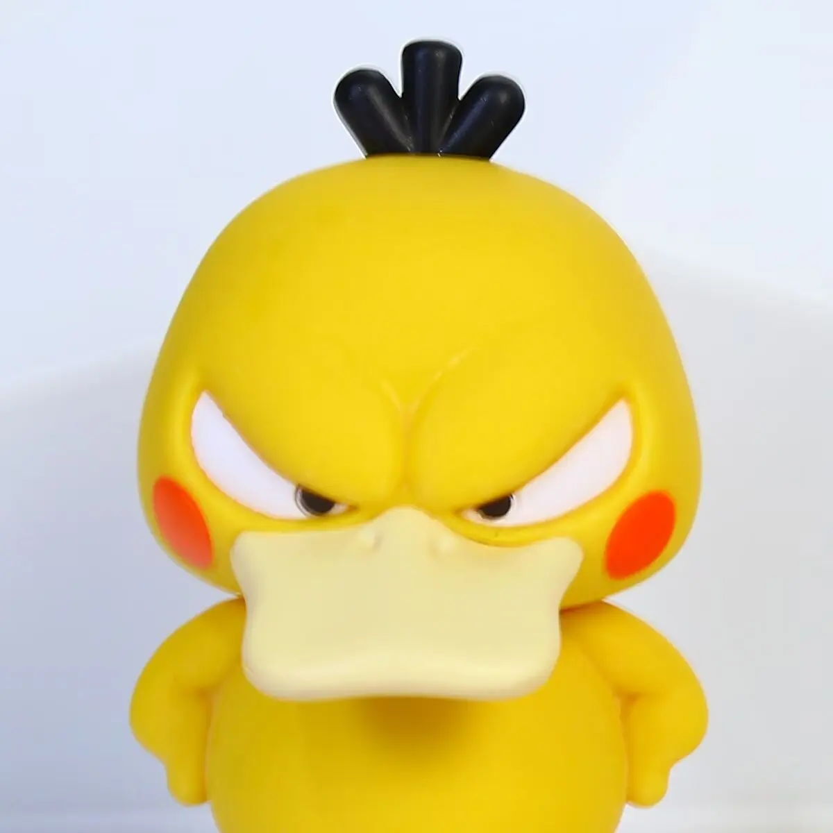 Pokemon dos desenhos animados anime figura ser irritado psyduck q versão modelo de decoração de carro brinquedo boneca coleção presente bonito