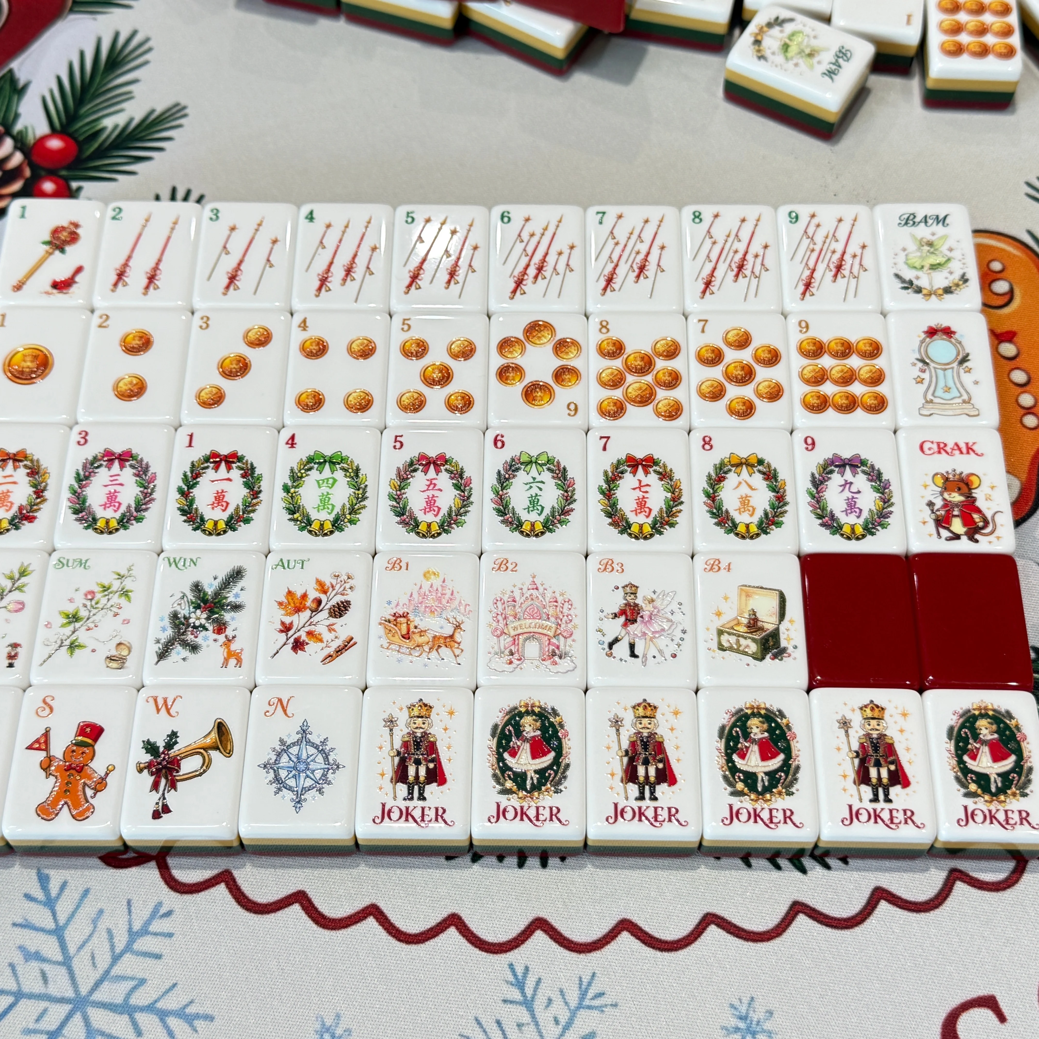 Luxury Christmas American Mahjong Set 4-Layer Acrylic Mah Jongg Tiles Red Back Holiday Gift Portable Travel Party Board Game Set