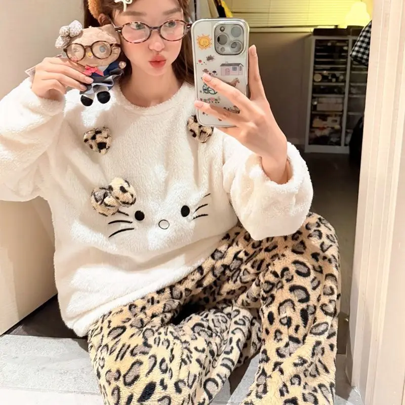 Leopard Print Hello Kitty Winter Flannel Girls Long-sleeved Trousers Plus Velvet Thickened Warm Pajamas Set Loose Home Clothes