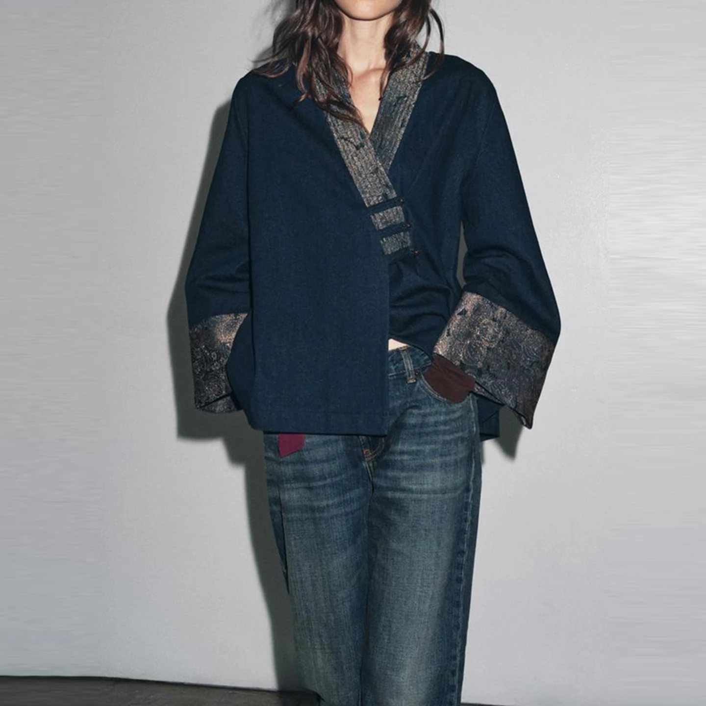 Faionable تأثير الدنيم المطرز المرأة Jaet الخريف 2025 الوقوف صالح طويل Sve زر إغلاق السيدات ملابس خارجية #2