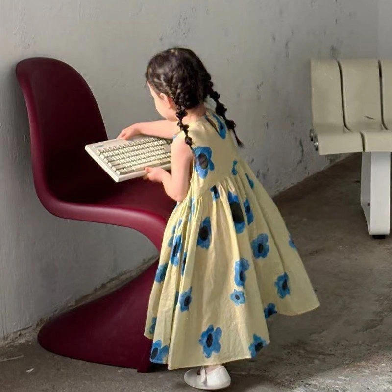 

Новое летнее платье для девочек из чистого хлопка с цветочным принтом, стильное и милое платье принцессы без рукавов для маленьких девочек