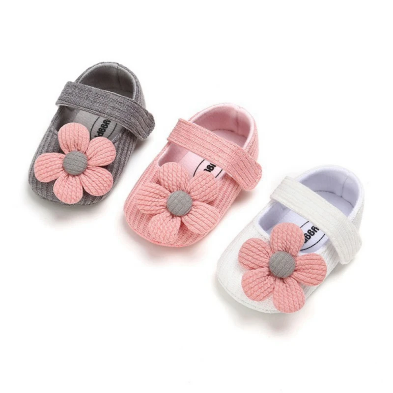 Zapatos de algodón para bebés y niñas, calzado Retro antideslizante de fondo suave para primeros pasos de 0 a 18 meses, primavera y otoño