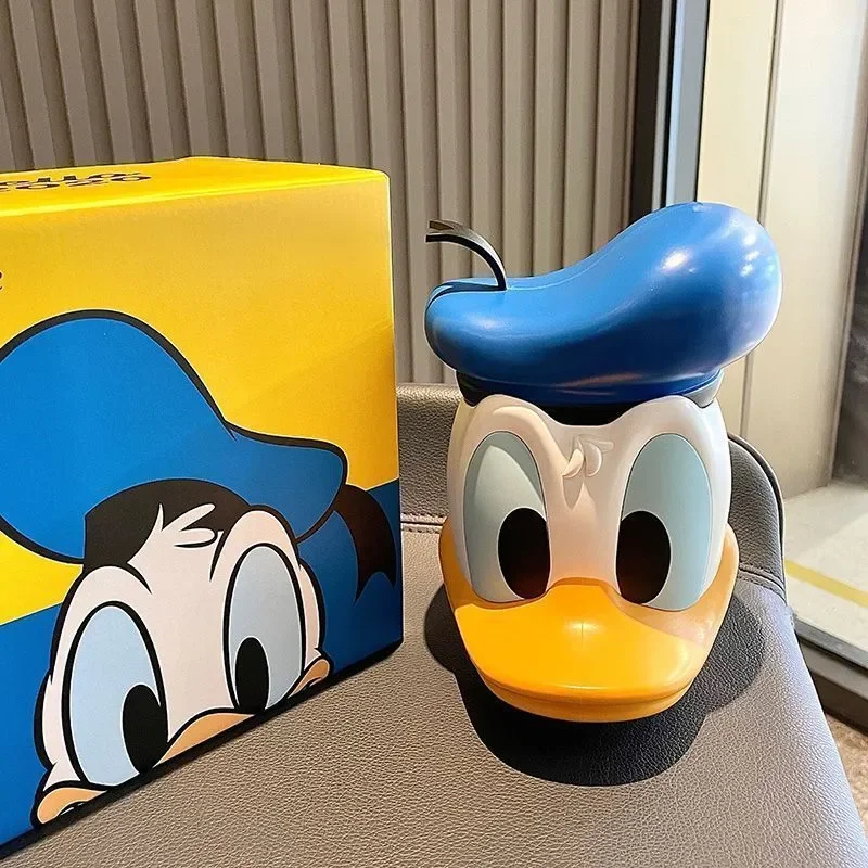 Mickey Donald Duck …