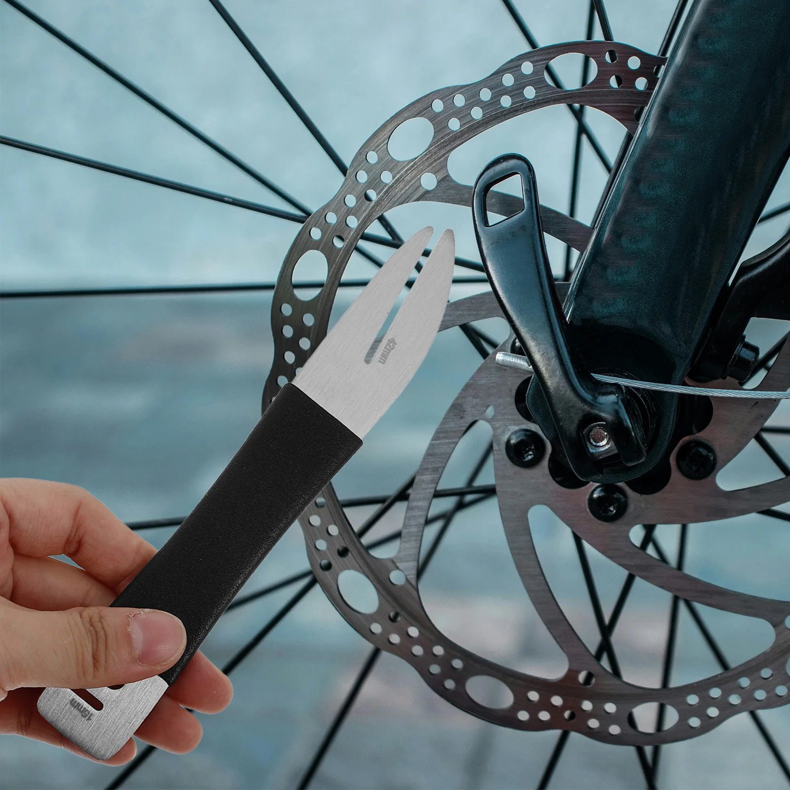 

Disc Brake Rotor Truing Fork Bicycle Brake Pad Alignment Tool Caliper Piston Spreader Metal Bike Repair Wrench