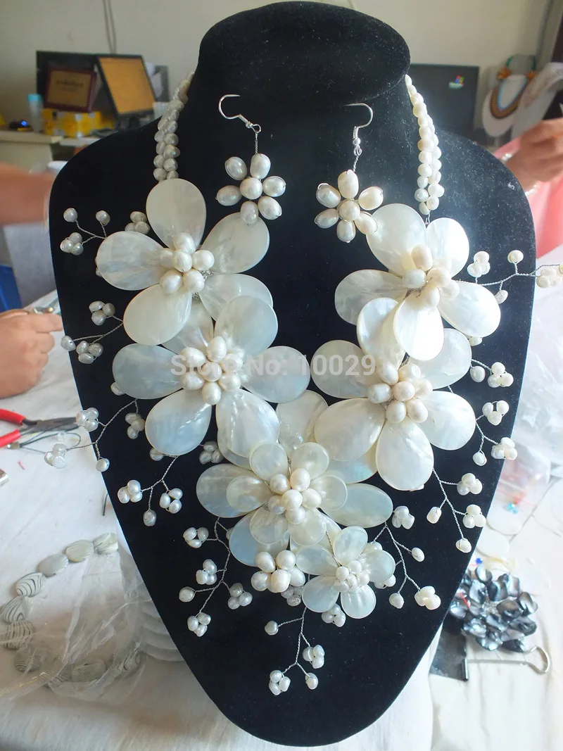 new  ! Beautiful Wrap Shell Flower Necklace fit Wedding Jewelry 22"