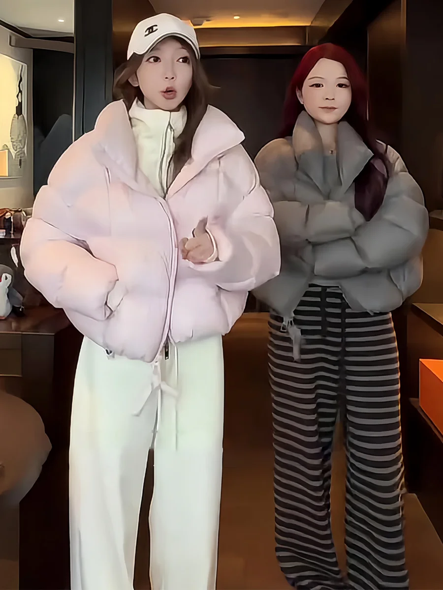 

Женская короткая пуховая куртка 90% белый пух, с воротником-стойкой, утепленная, объемная, в стиле Cloud Puff, повседневная зимняя верхняя одежда