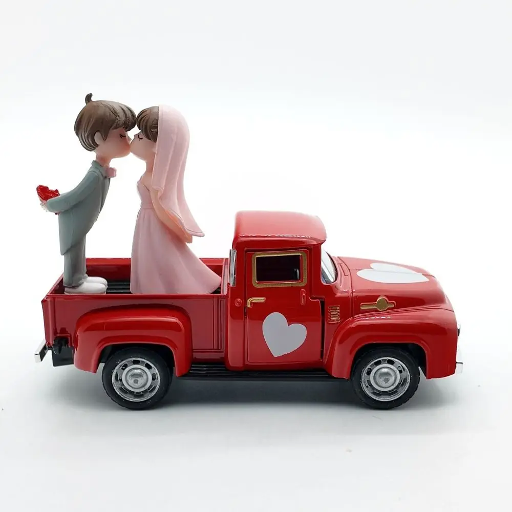 With Couple Doll Valentine’s Day Truck Decor Statue Sensory Toy Mini Car Ornament Figurines Heart-Shaped