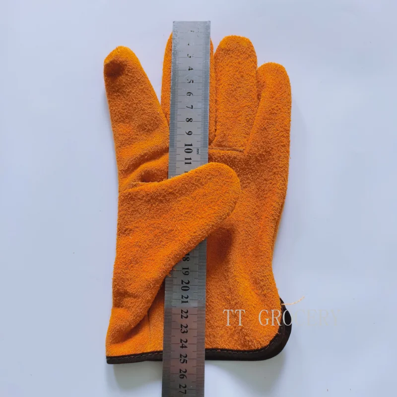 A Pair Fireproof Durable Yellow Cow Leather Welder Gloves Anti-Heat Work Safety Gloves for Welding Metal Hand Tools