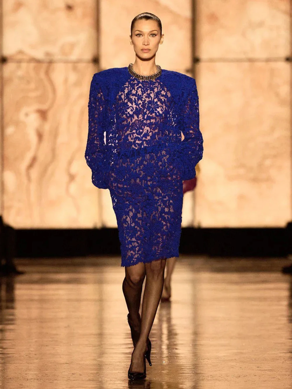 خريف جديد الملابس النسائية نمط الرجعية طويلة الأكمام المألوف سليم صالح الخصر Cinched الأزرق العميق منتصف طول اللباس