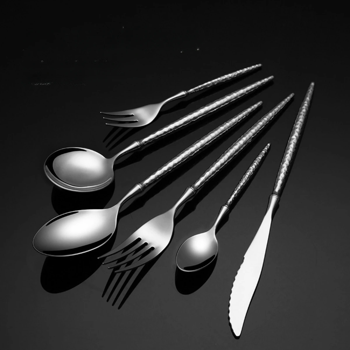 Stainless Steel Tableware Set Fork Spoon Knife Teaspoon With Forged Pattern Handle Tableware For Wedding Party Family