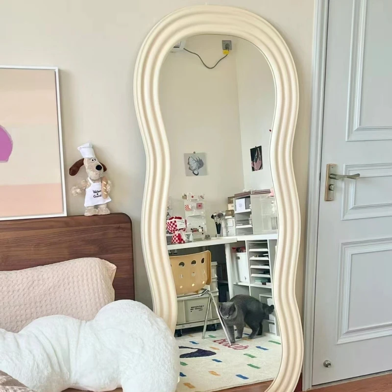 

Girly cream wind flooring against the wall, full body dressing mirror, home use, wave art, wall hanging, fitting mirror