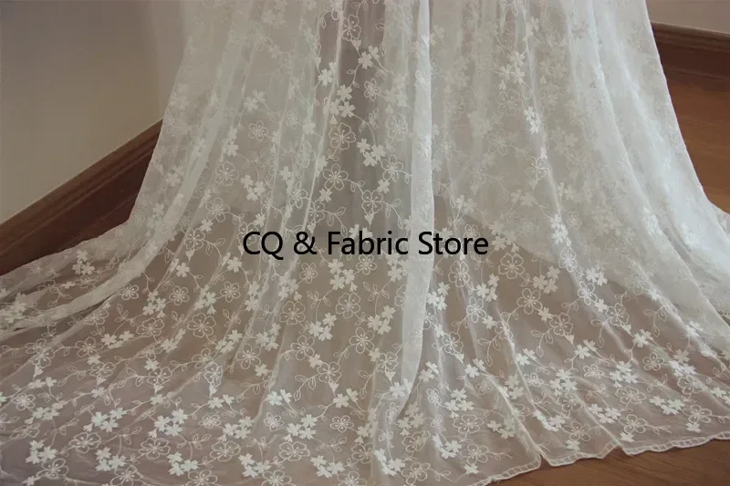 Tessuto di pizzo ricamato con fiori a rete bianca per abito da sposa, tovaglia, tenda, decorazione, accessori fai da te fatti a mano