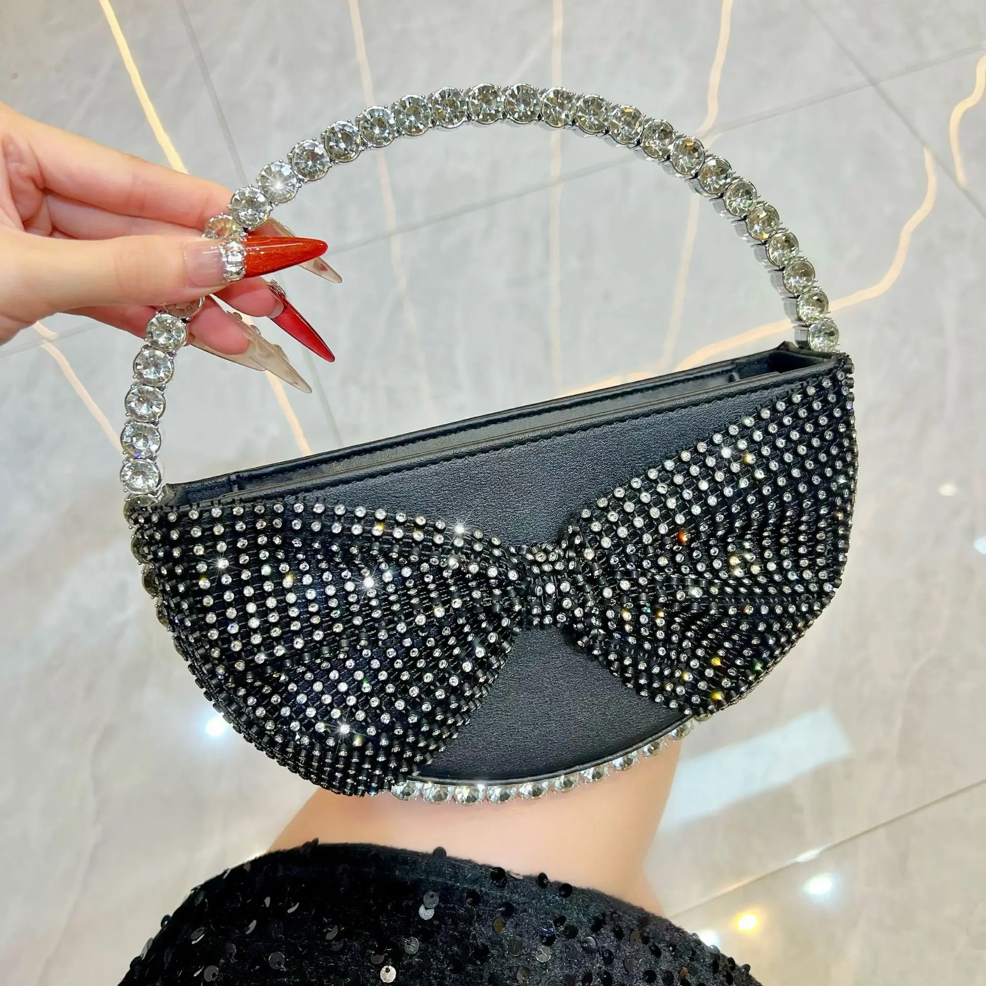 

Crystal Bow Evening Clutch Bag for Women New Designer Rhinestone Wedding Purse with Chain Strap Elegant Party Handbag