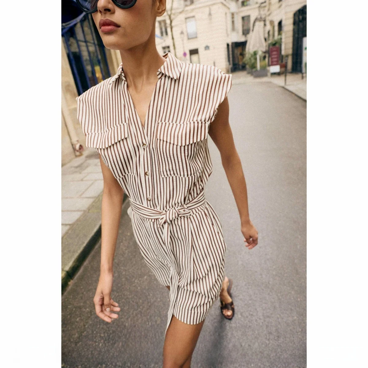 Summer 2026 New Fashion Retro Women's Romper Short Sleeveless Collared Belted Striped High Waist Straight Leg Commute Style