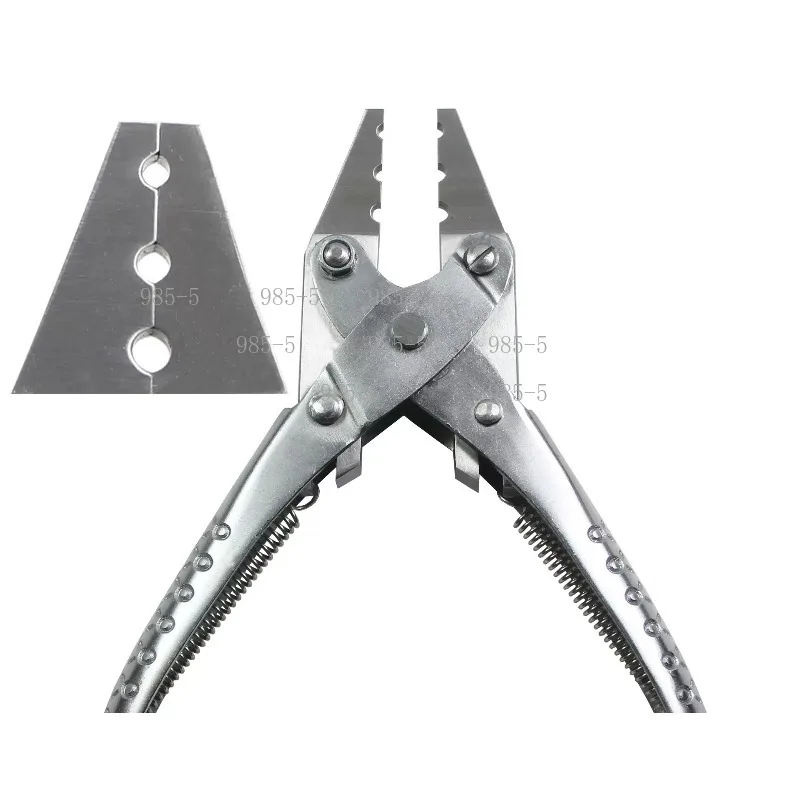 Multifunctional Parallel Clamp For Woodwind Instrument Maintenance Use