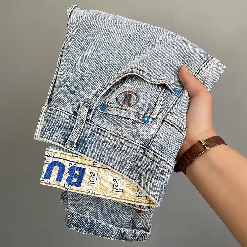 

Мужские джинсы премиум-класса светло-голубого цвета с вышивкой, зауженные, прямого кроя, в американском стиле, универсальные, удобные, с прямыми штанинами