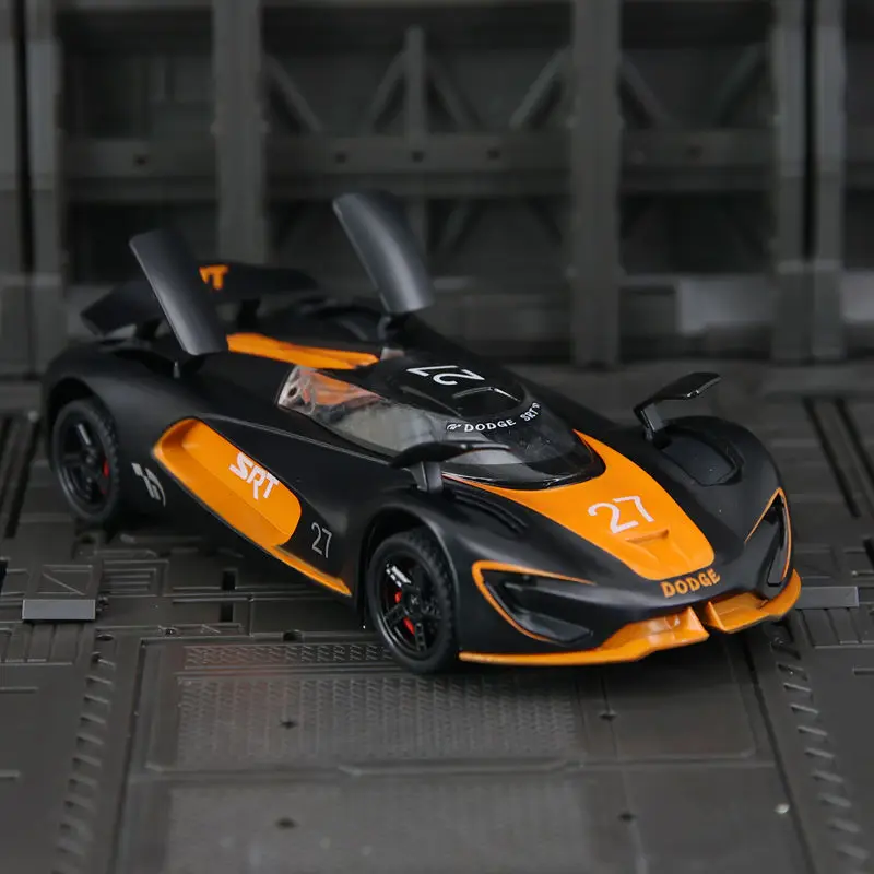 

1: 32 SRT Tomahawk Raceway Edition alloy car model decoration doors can open children's pull-back toy car birthday gift