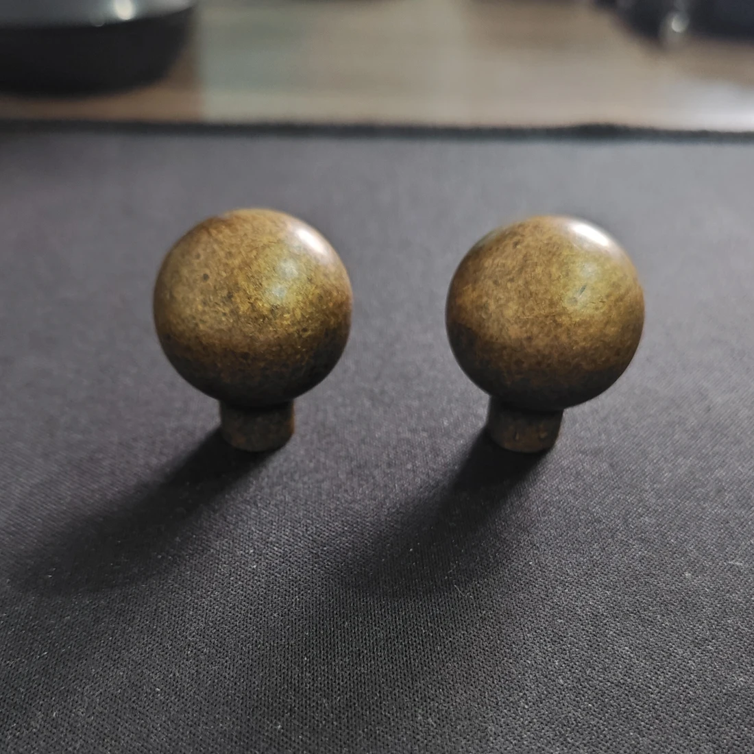 YUTOKO Retro Cupboard Pull Handles Metal Antique Single Hole Wardrobe Knobs Kitchen Drawer Cabinet Door Handle Furniture Knobs