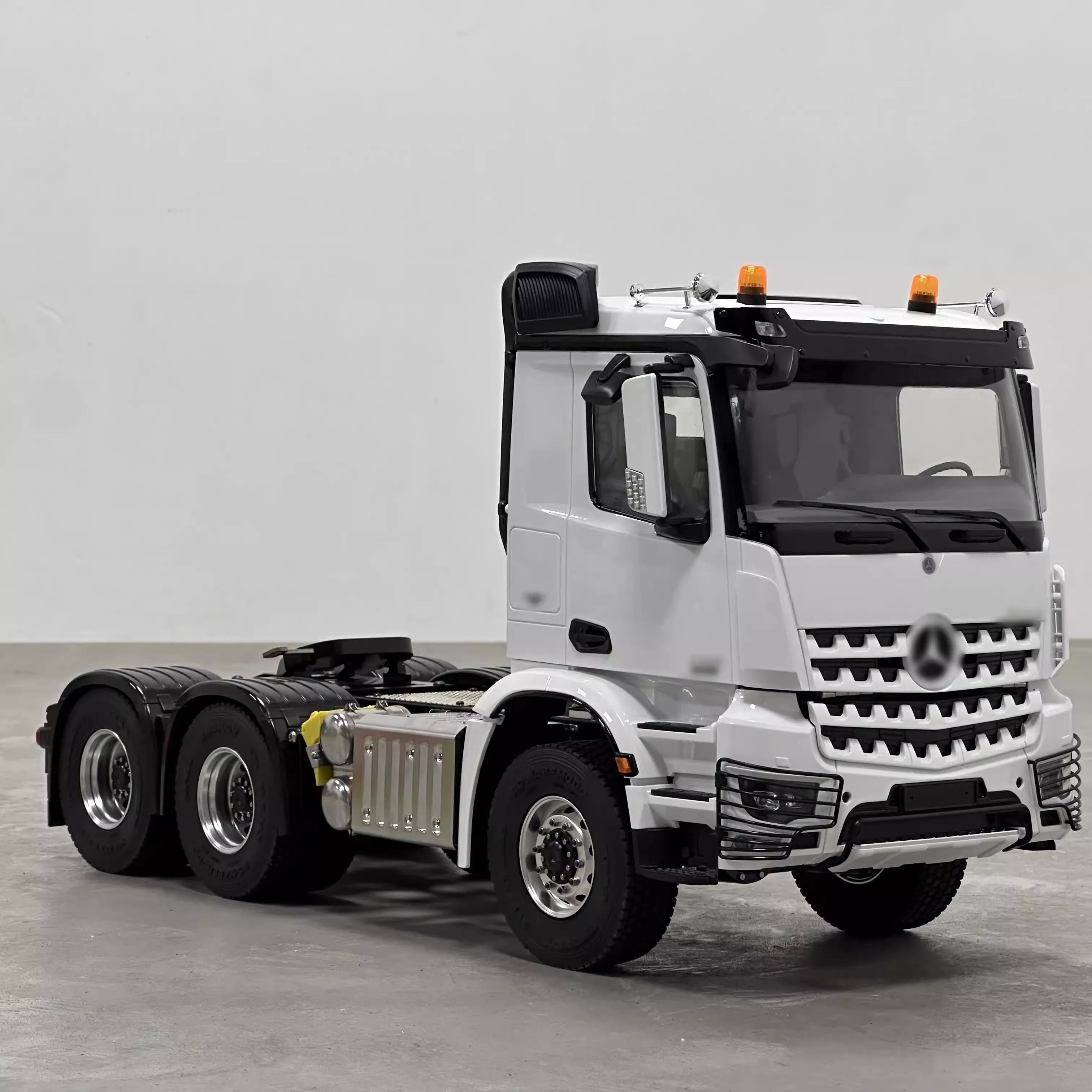 Trailer Tractor 3363 6x6 With Rotating Lights, Sound And Lighting Systems For Benz 1/14 Rc Engineering Remote Control Model image 3