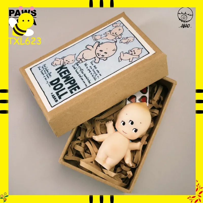 

Paws Nova Official Abao Three Eyed Four Armed Vinyl Figure, Peach Shaped Base Designer Art Toy, Home Desktop Display Decor Anime