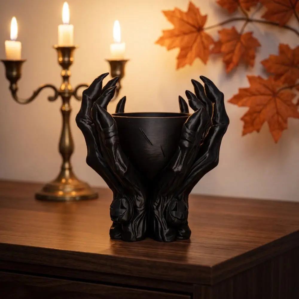 Creative Ornaments Skeleton Claw Statue Gothic Style Devil Claw Halloween Decorations 3D Printed Storage Bowl Halloween